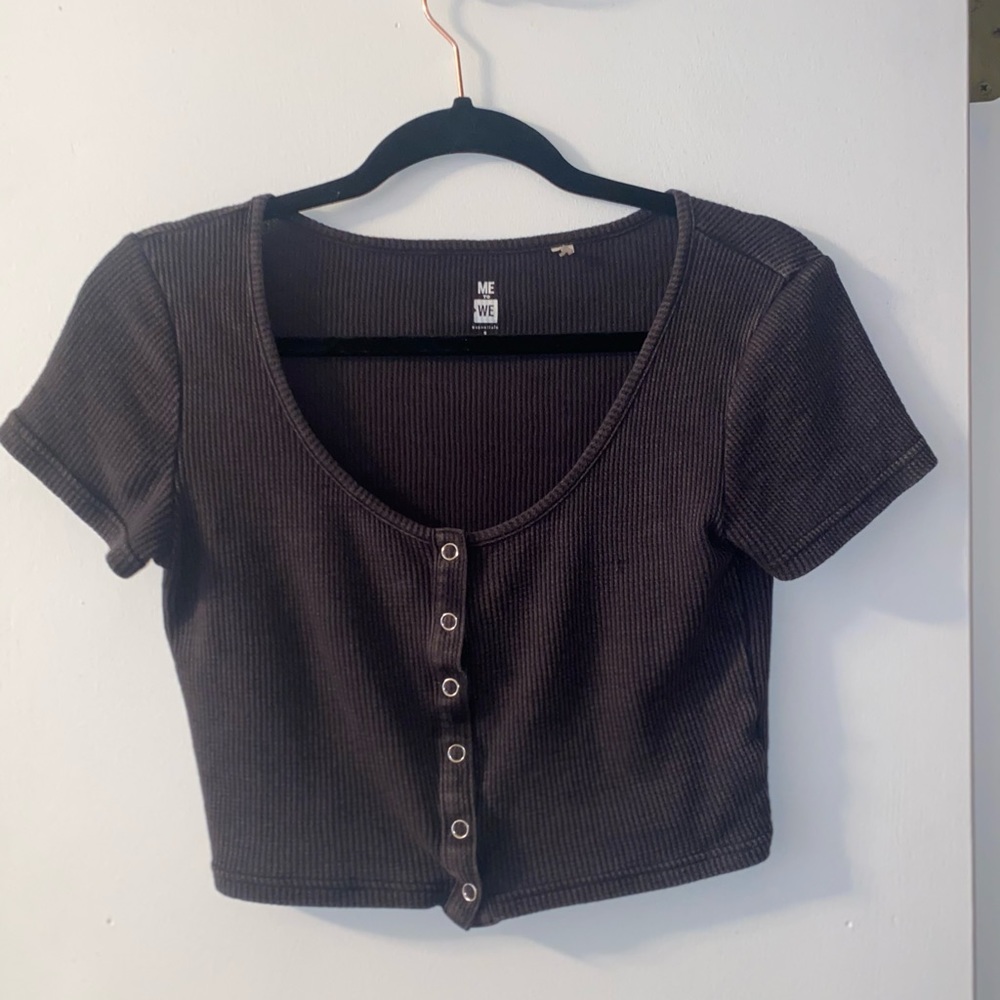 Pacsun cropped shirt